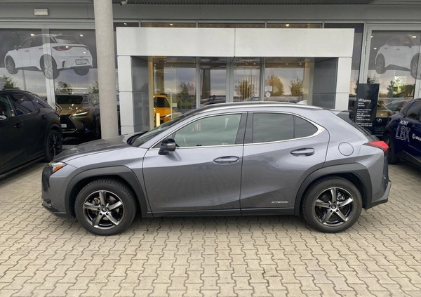 Lexus UX cena 129900 przebieg: 29702, rok produkcji 2020 z Dobrzyca małe 232